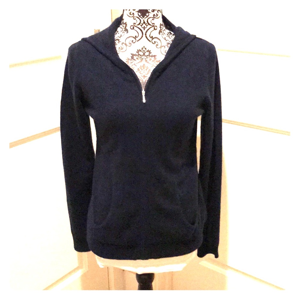 Navy blue cashmere sweater